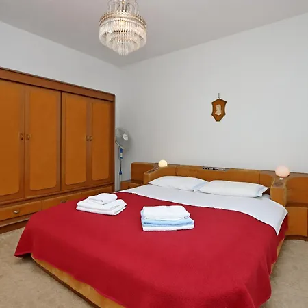 Apartment Apartments With A Parking Space Smrika, Kraljevica - 5508 Smrika