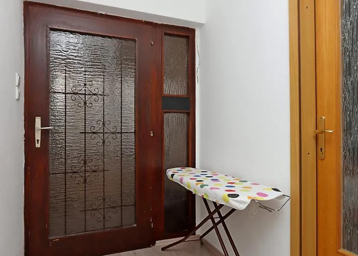Apartament With Parking Space Smrika, Kraljevica - 5508 *