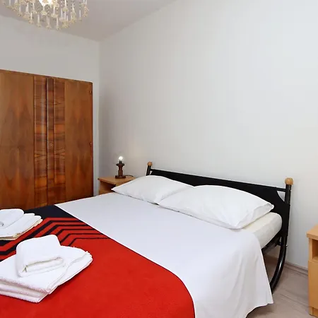 With Parking Space Smrika, Kraljevica - 5508 Lägenhet *