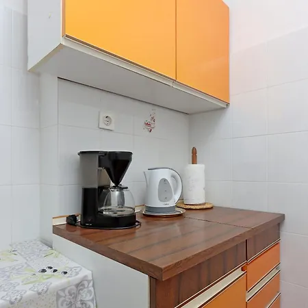 With Parking Space Smrika, Kraljevica - 5508 Lägenhet