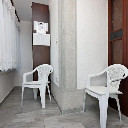 With Parking Space Smrika, Kraljevica - 5508 דירה שמריקה