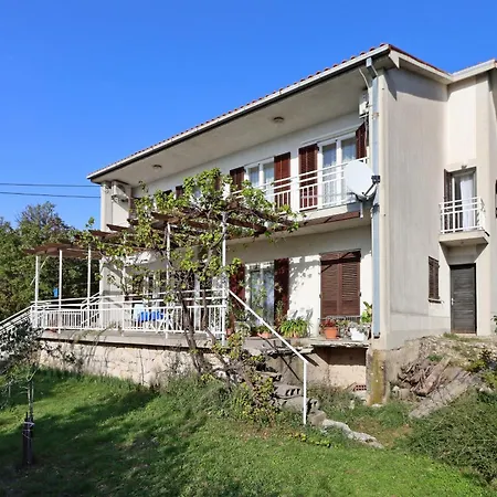 Apartman With Parking Space Smrika, Kraljevica - 5508