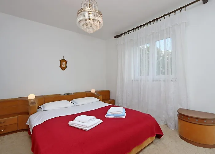 Apartment Apartments With Parking Space Smrika, Kraljevica - 5508 Smrika